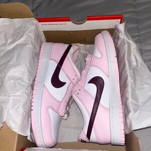Nike Dunk Low Pink Foam Red White
Size 6y